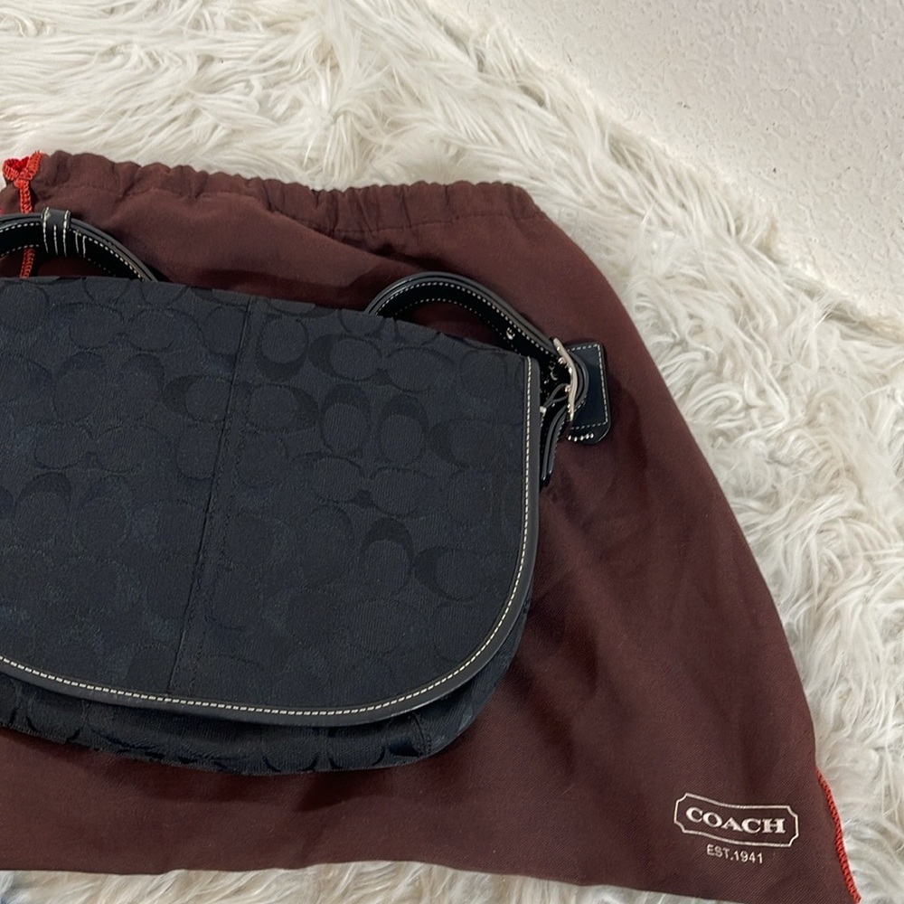 Coach 6842 Signature Black Shoulder or Crossbody Convertible Bag Purse Vintage - Picture 7 of 12